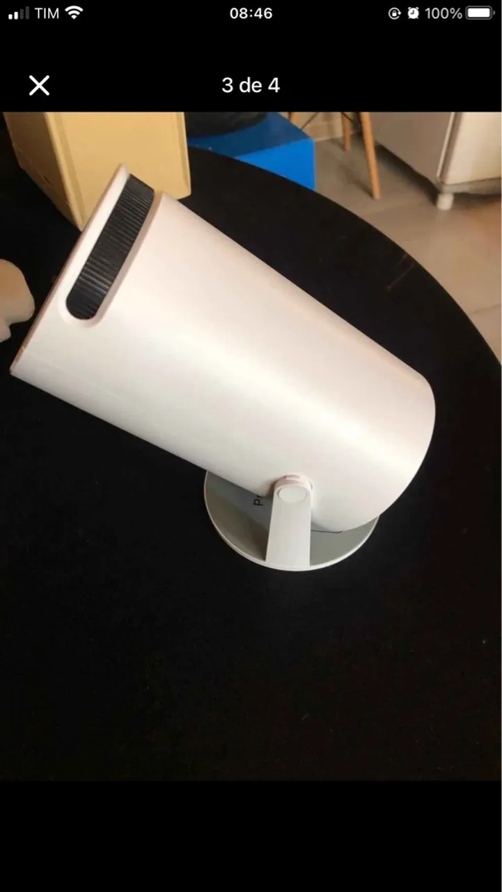 Projetor portátil branco