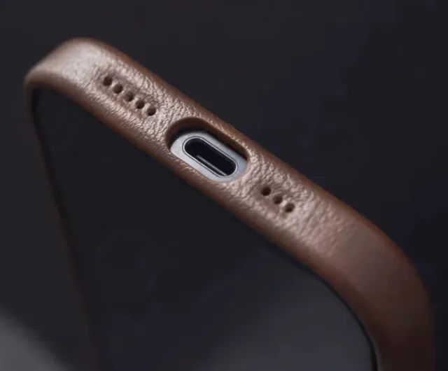 Capa Case IPhone 16 Pro Max Couro Vintage Premium Nova - Foto 3