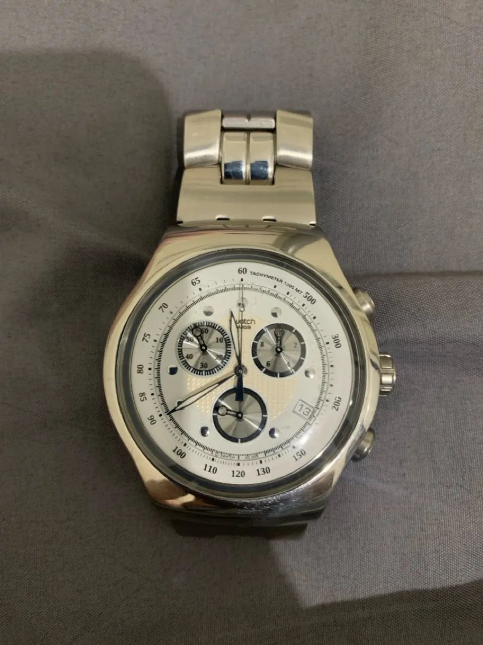 Raro Swatch Wealthy Star 007 James Bond Irony The Chrono XL 47MM YOS401G SuÍço