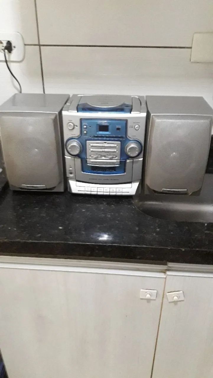 Rádio Britânia com avaria