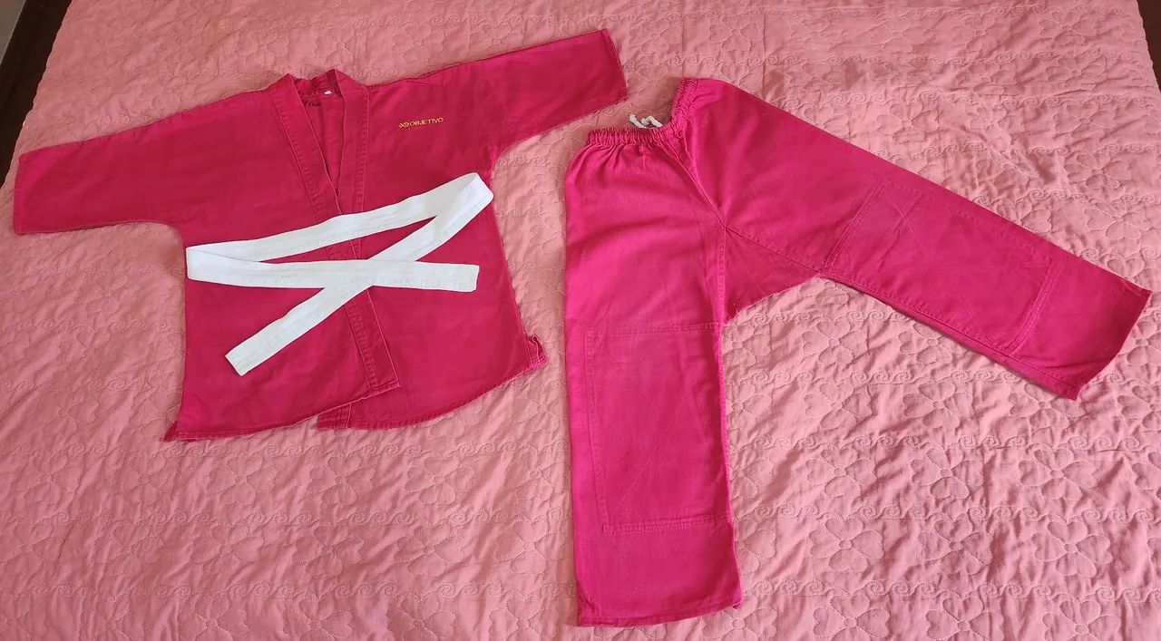 Kimono Colégio Objetivo Infantil Rosa tamanho 6