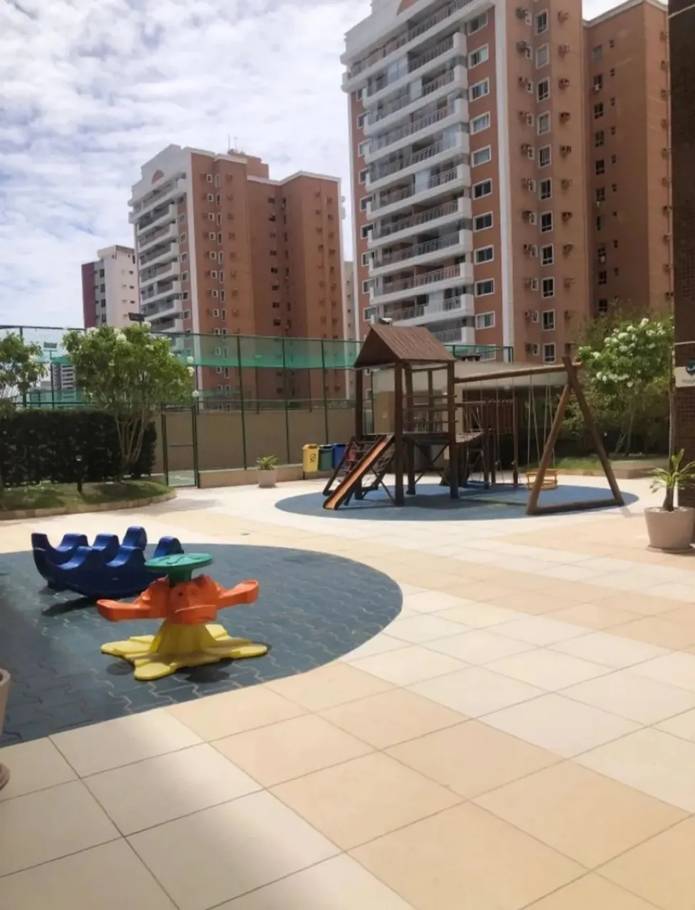 COM VARANDA! 3/4 em Grageru - Aracaju - SE