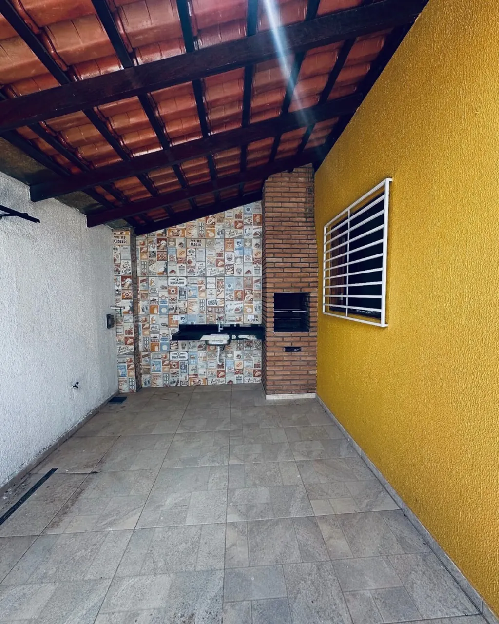 CASA À VENDA