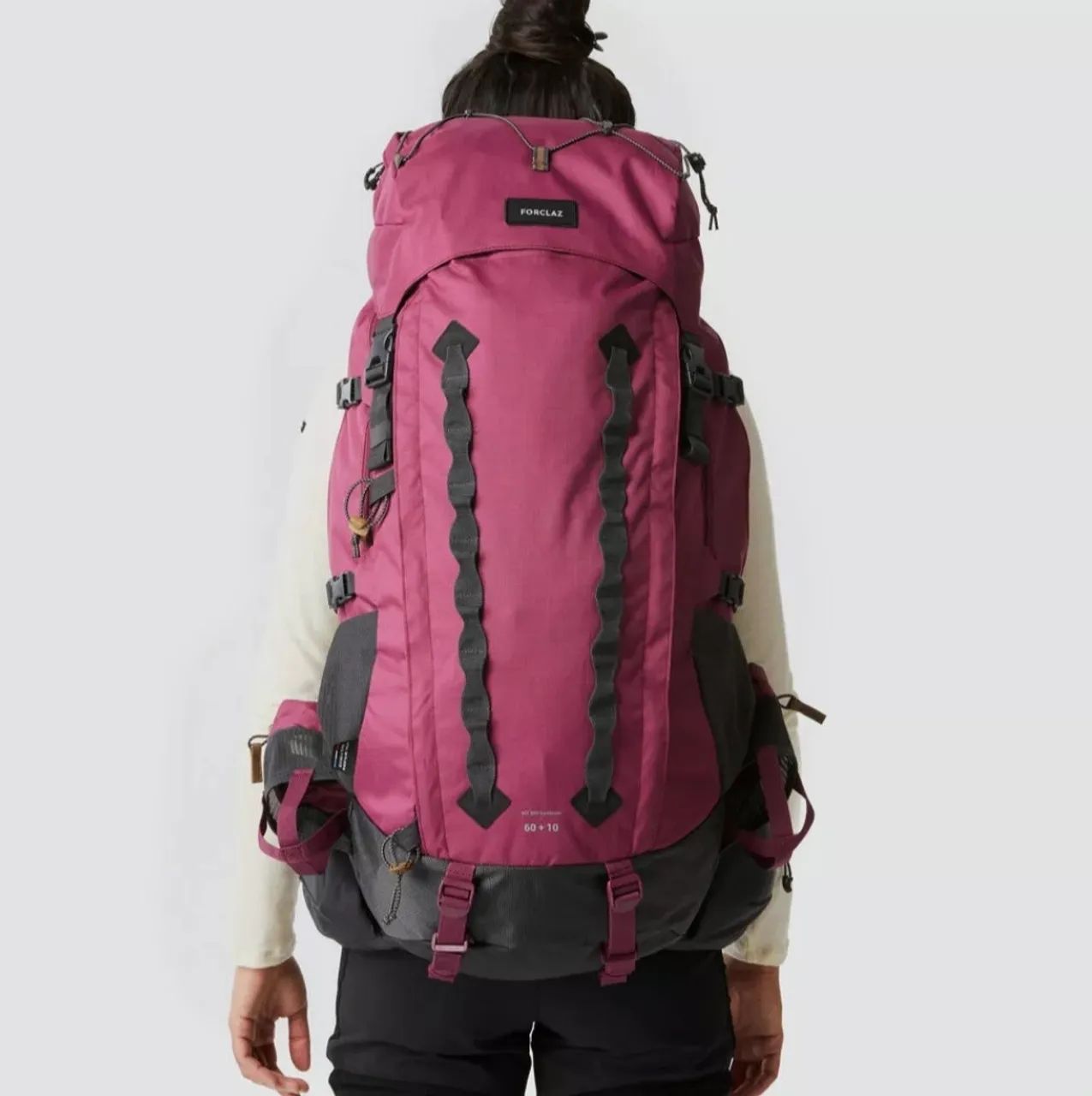 Mochila Cargueira Forclaz MT900 60+10L - Roxo - Foto 4