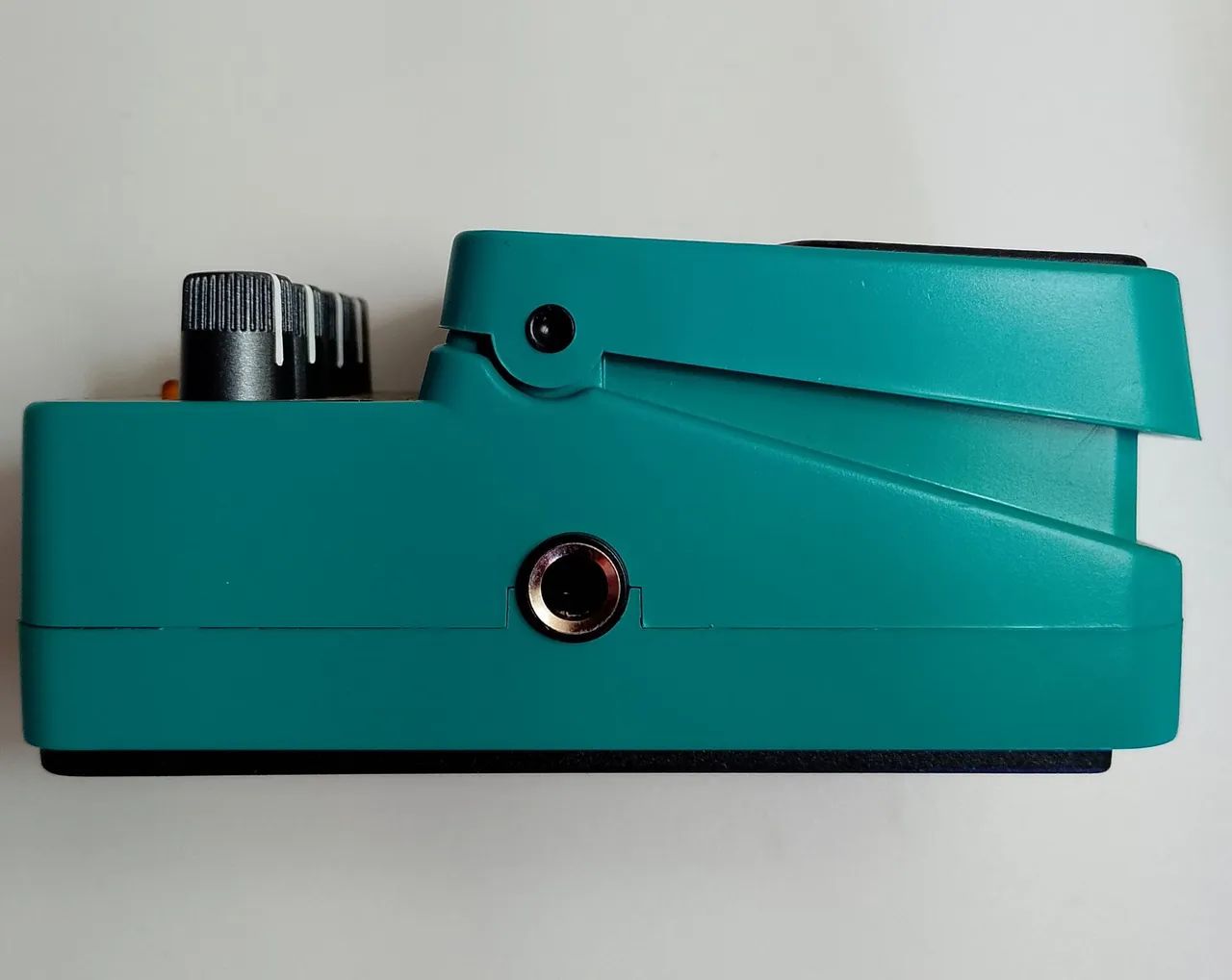 Pedal Compressor Sustainer Behringer CS400 - Foto 4