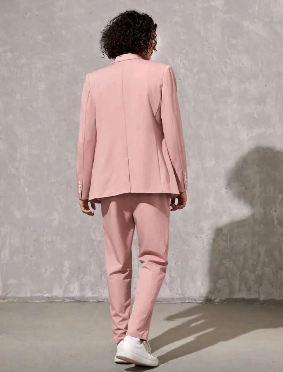 Conjunto Rosa Unisex terno  - Foto 2