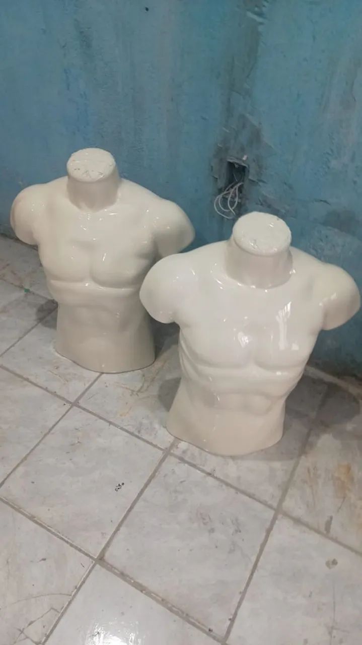 Manequins Masculinos para Vitrine - Ótimo estado - Foto 3