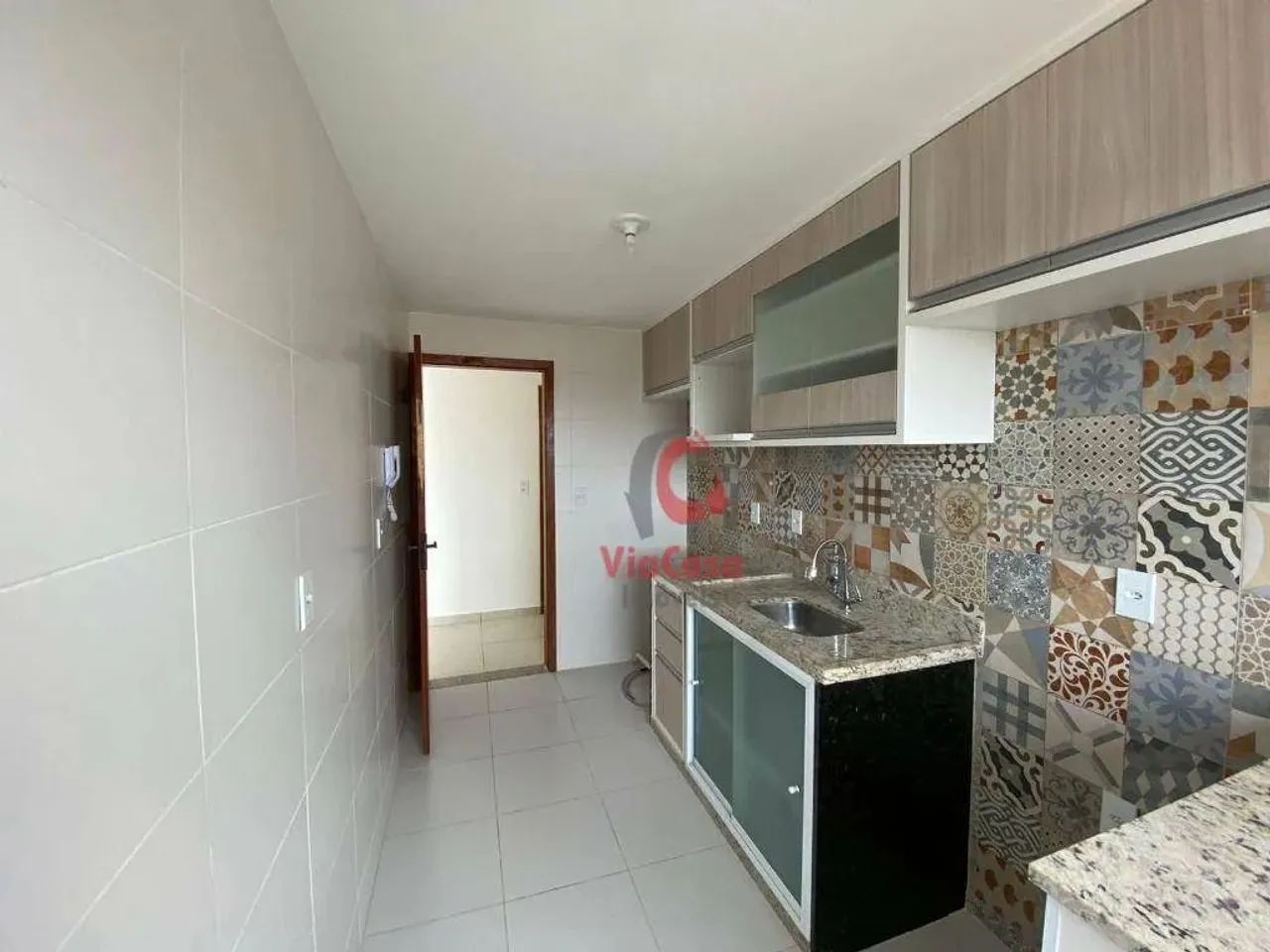Apartamento com Elevador 2 Quartos Sendo 1 Suíte para alugar - Atlântica - Rio das Ostras/ - Foto 3