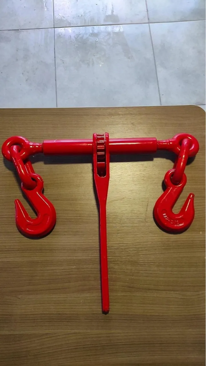 Esticador de corrente para caminhão