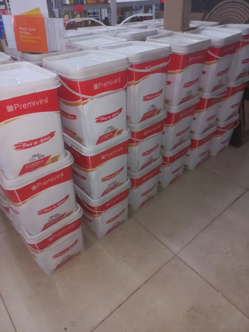 tinta premivinil fosca 18 litros 109,90 a vista semi brilho 249,90 a vista 