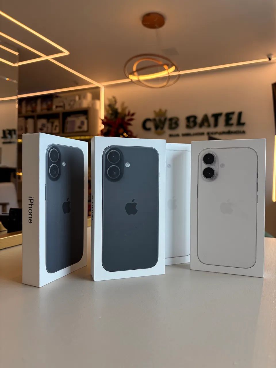 iPhone 17 Preto ou Branco 256GB - Lacrado  - Foto 2