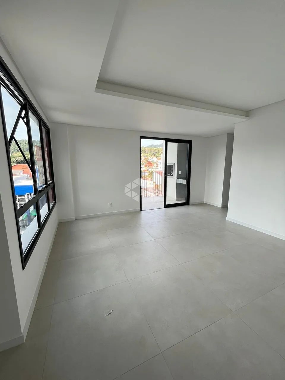 Apartamento de 2 dormitórios, sendo 1 suíte no João Paulo, com 1 banheiro social e 1 vaga 
