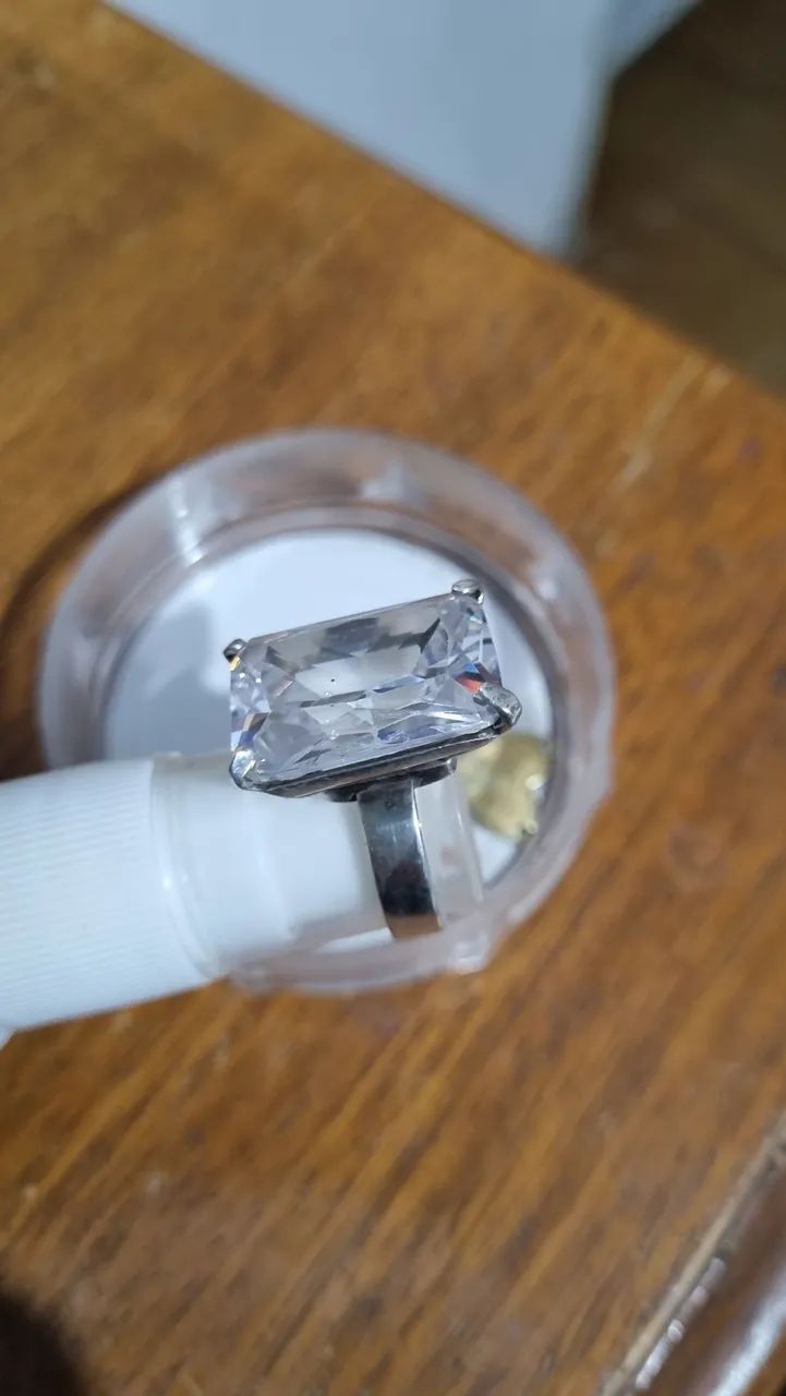 Anel de pedra grande de brilhante elegante prata   - Foto 2