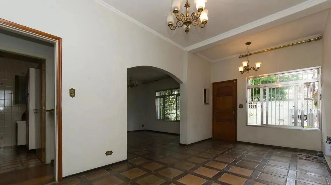 Casa no Planalto Paulista, 190m², 3 dormitórios.
