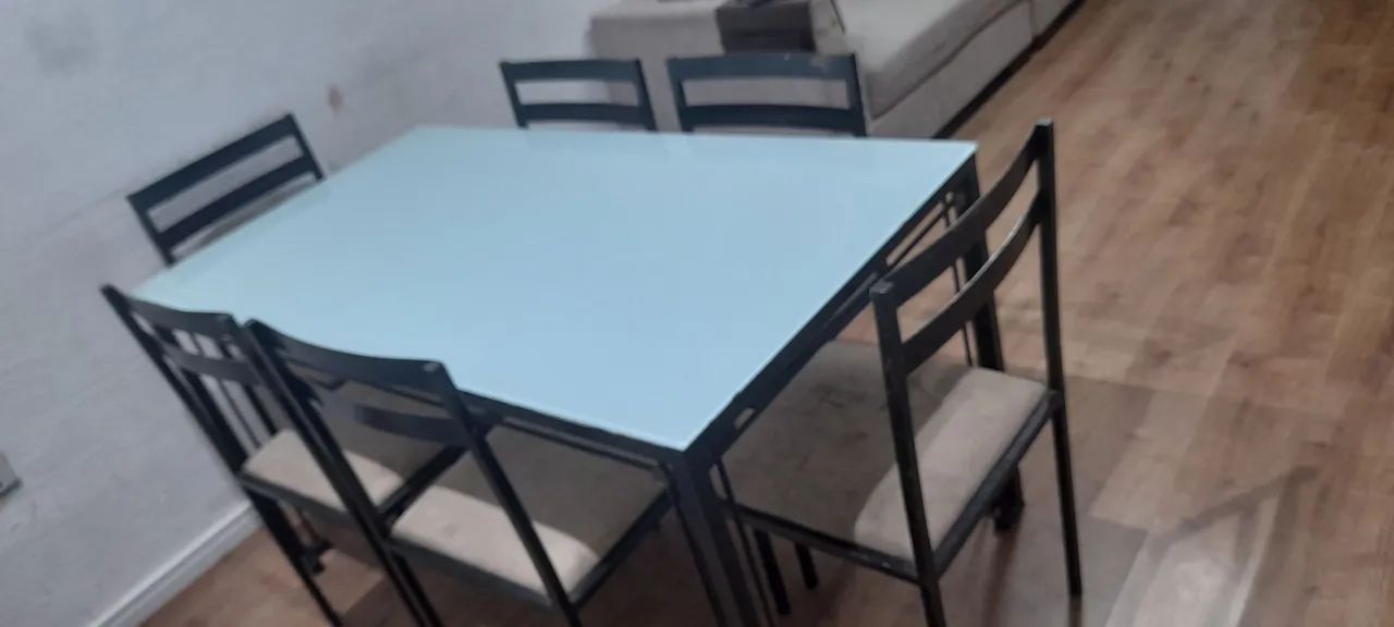 Mesa de jantar ( material ferro ) 6 cadeiras  - Foto 3