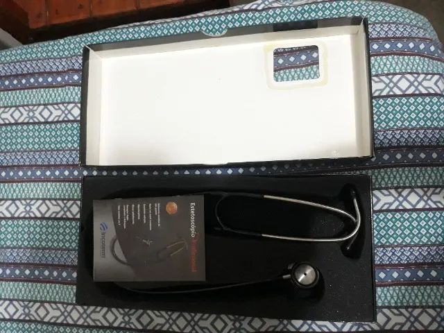 Estetoscópio Profissional + Kit Estojo + Suturas - Foto 4