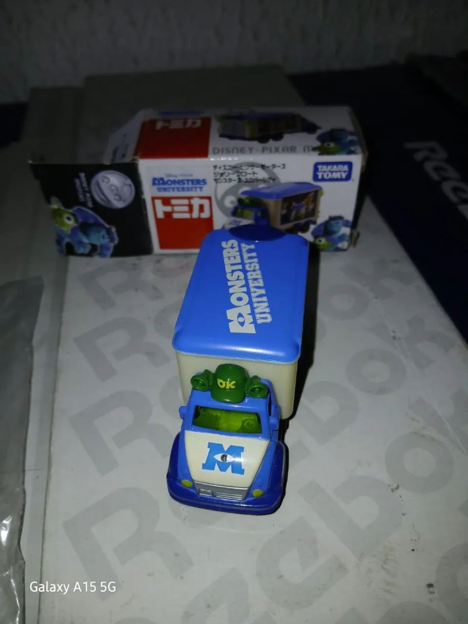 Miniatura Batmóvel Tomica Dream - Colecionador - Foto 4