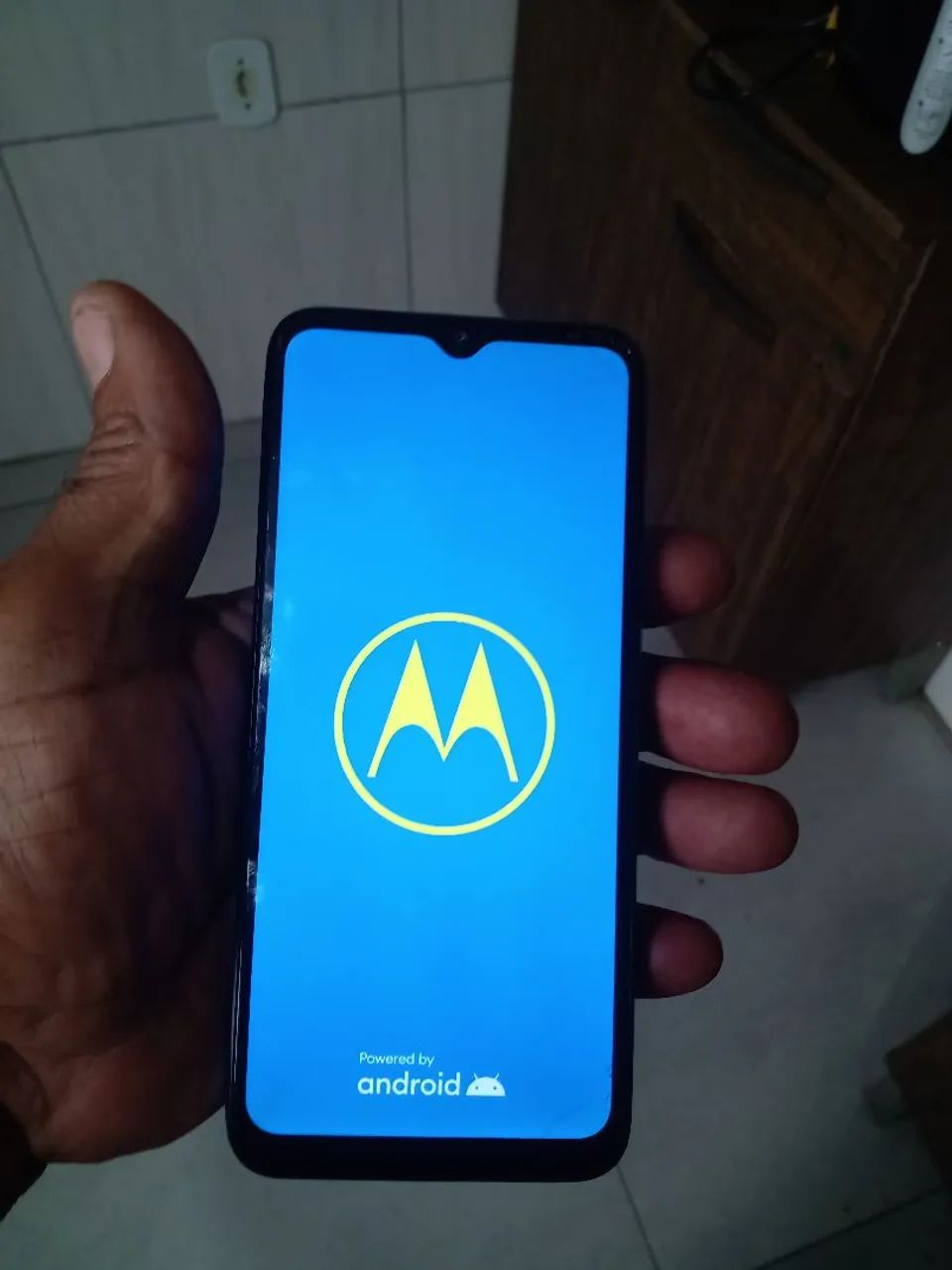 Vendo telefone Motorola g8paawer - Foto 2