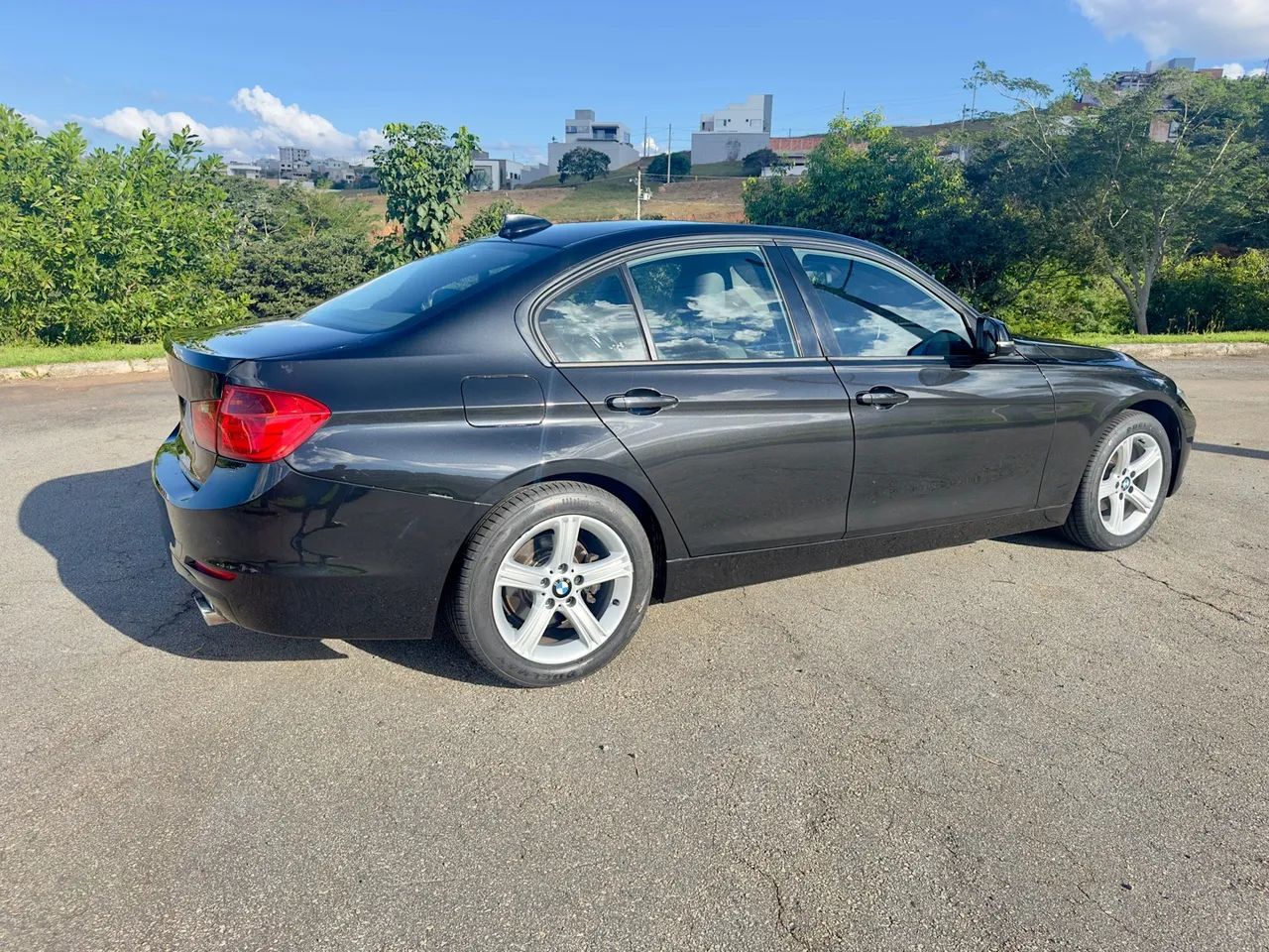 BMW 320i 2013 - Foto 4