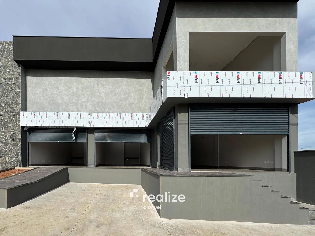 Sala comercial disponível para locação, localização privilegiada próximo ao Buriti Shoppin - Foto 4