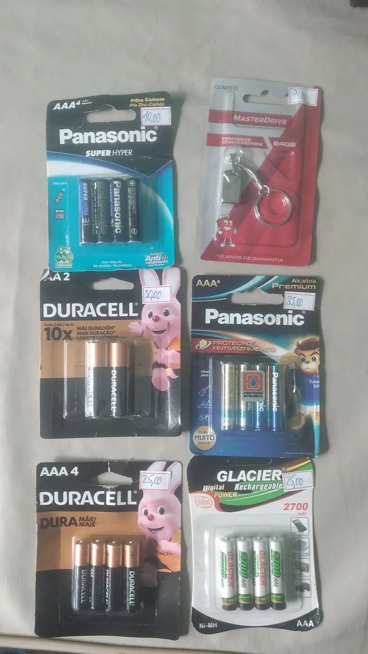 Pilhas novas palito Aaa e normal Aa