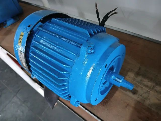 motor elétrico para compactador Wacker BS62y e CP70 trifásico 3 cv 220 V usado