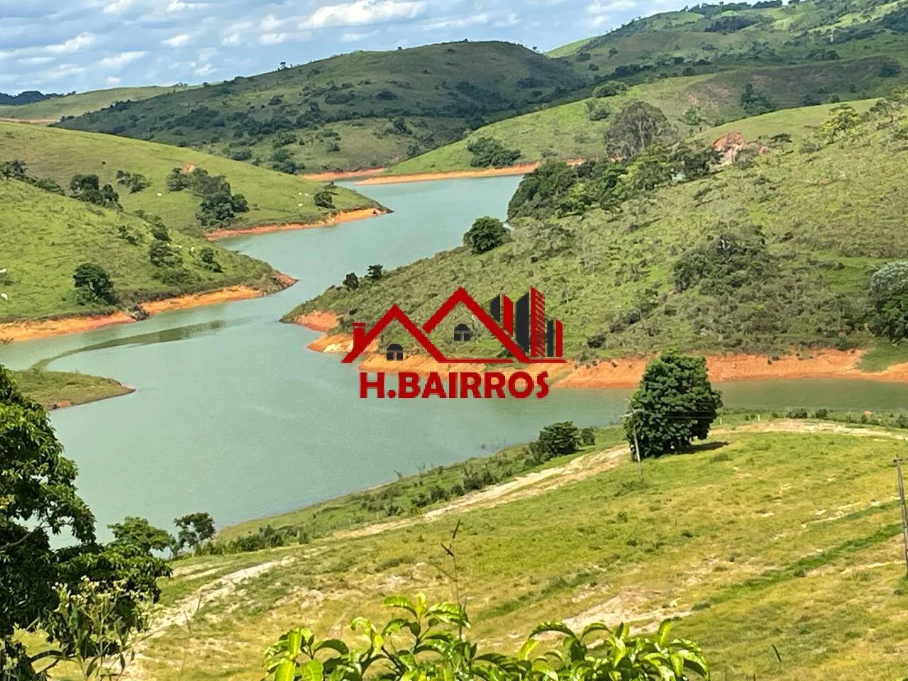 Fazenda com 23 Alqueires à Venda em São José do Barreiro SP.