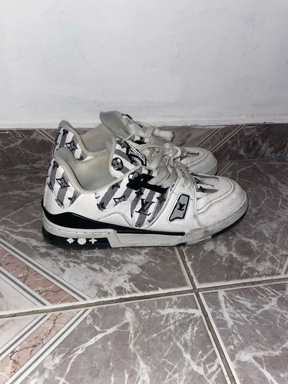 Tênis Louis Vuitton
