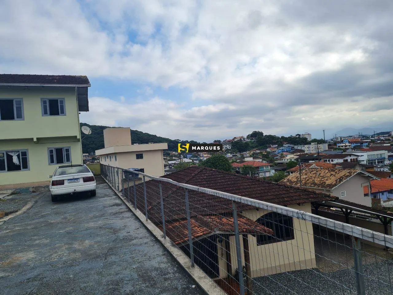 Prédio com 4 apartamentos ja alugados, ótima oportunidade de investimento - Foto 5