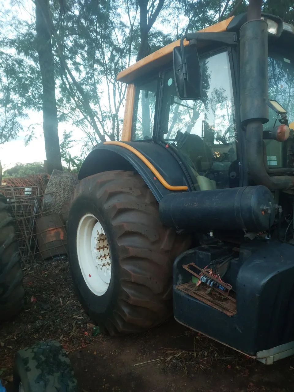 Trator BH210 2014 - Foto 5