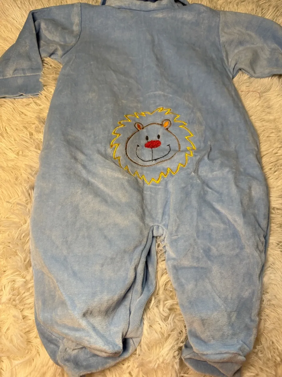Macacão Azul Bebê com Desenho de Leão