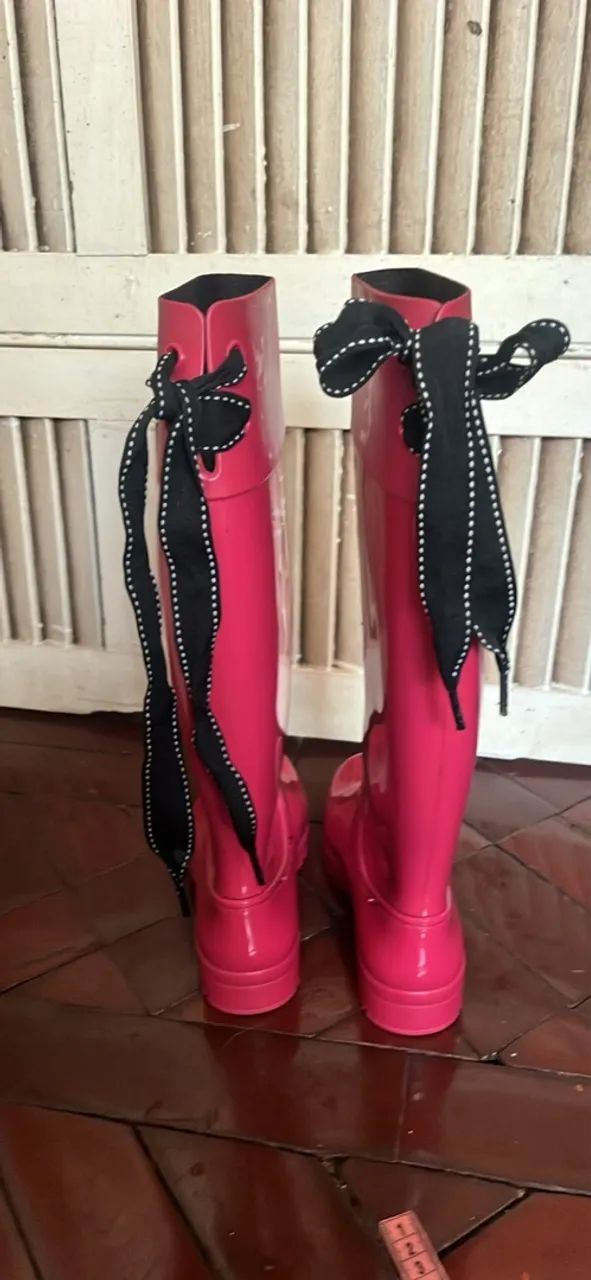 Botas de Chuva Rosa - Estilo e Proteção! - Foto 2