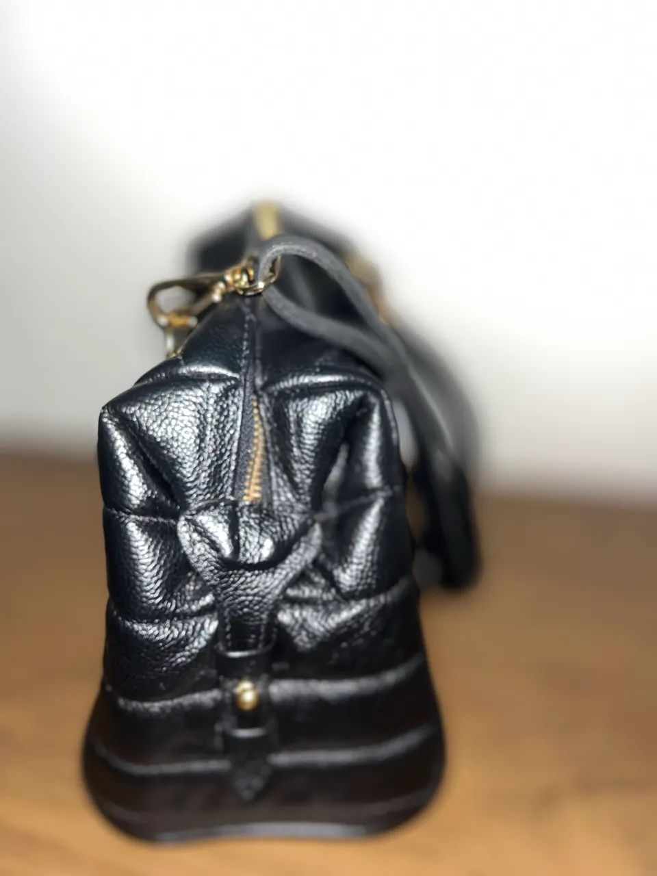 Bolsa Couro Baú preta  - Foto 3