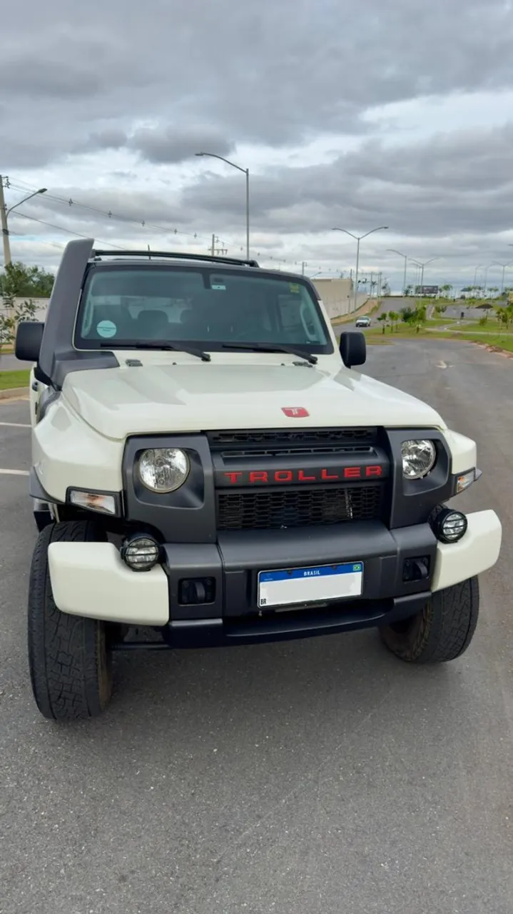 Troller T-4 4x4 3.2 Tdi Cap. Rígida Diesel Automático