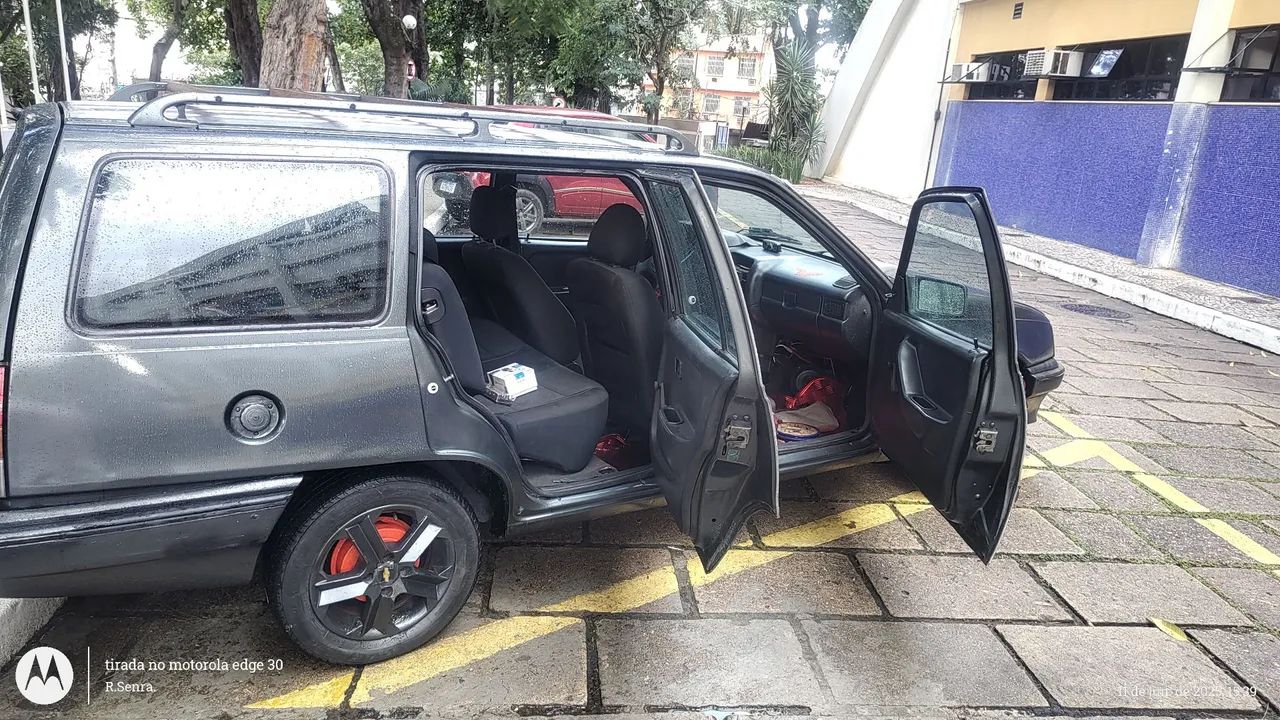 Kadete Ipanema 1. 8 1995 GNV toda reformada cx som+fonte+modulo 300. + mesa de som 300. - Foto 3