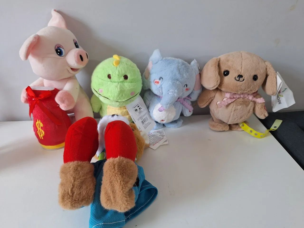 Lote de Pelúcias eletrônicas 