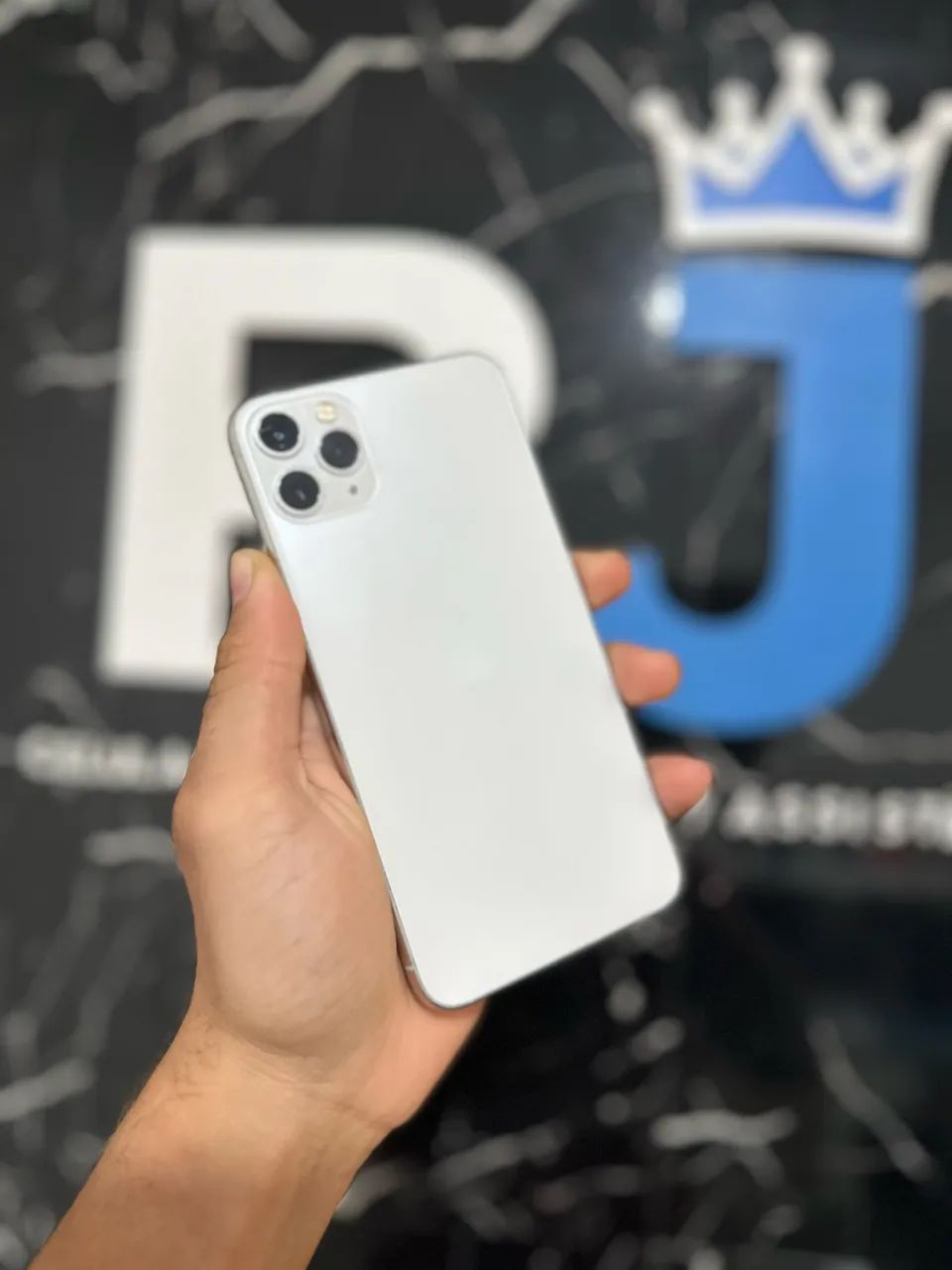 IPHONE 11 PRO MAX 