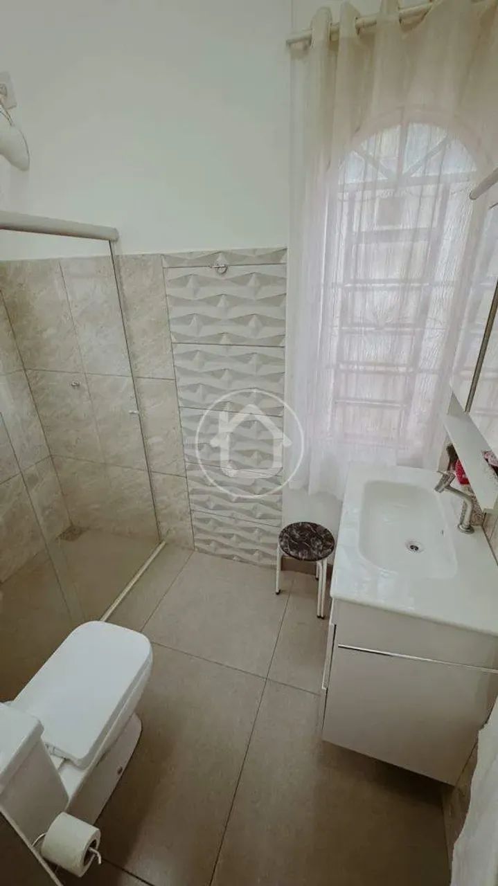 CASA TERREA COM SOBRA DE TERRENO - Foto 3