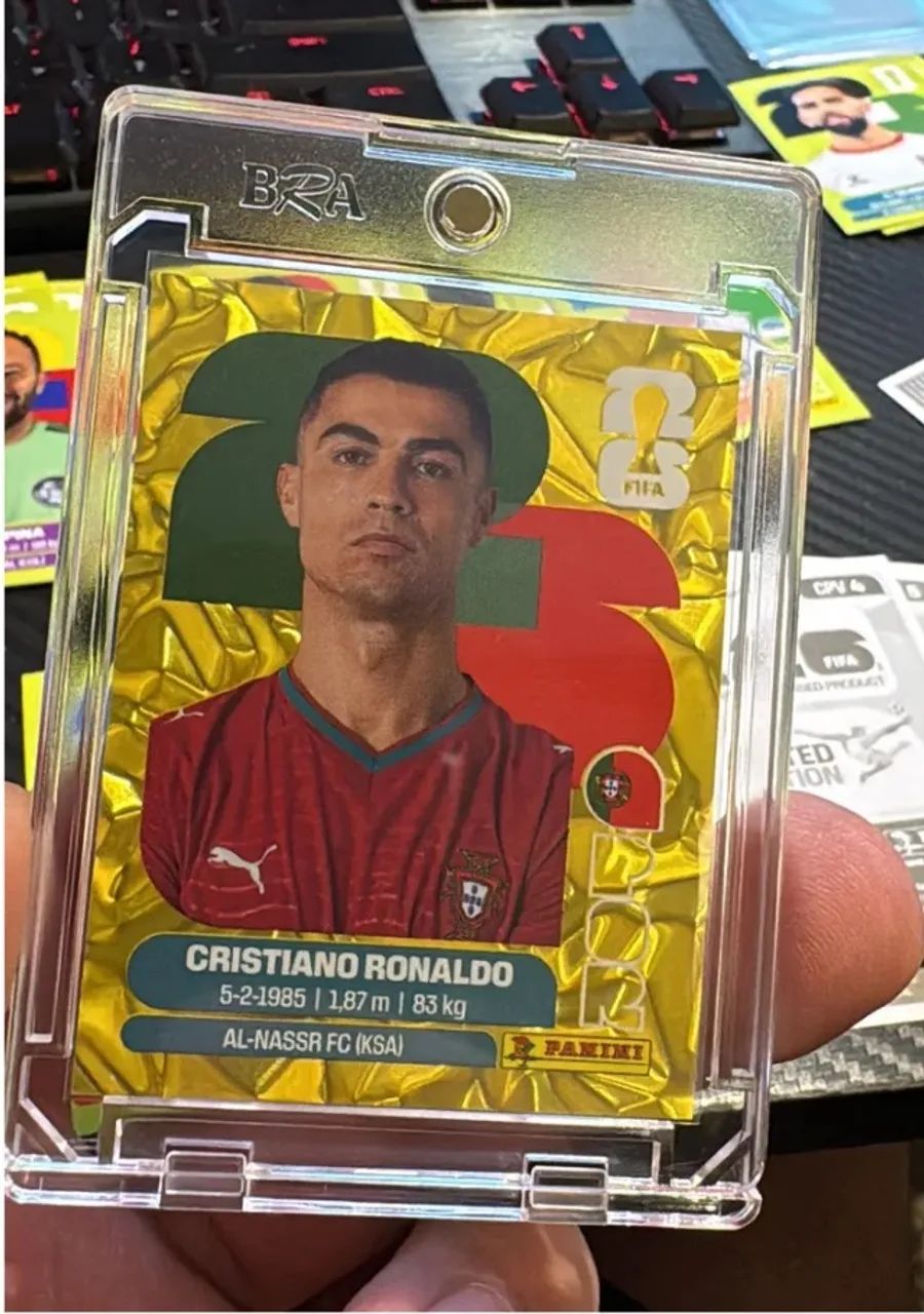 CR7 Gold Crumple