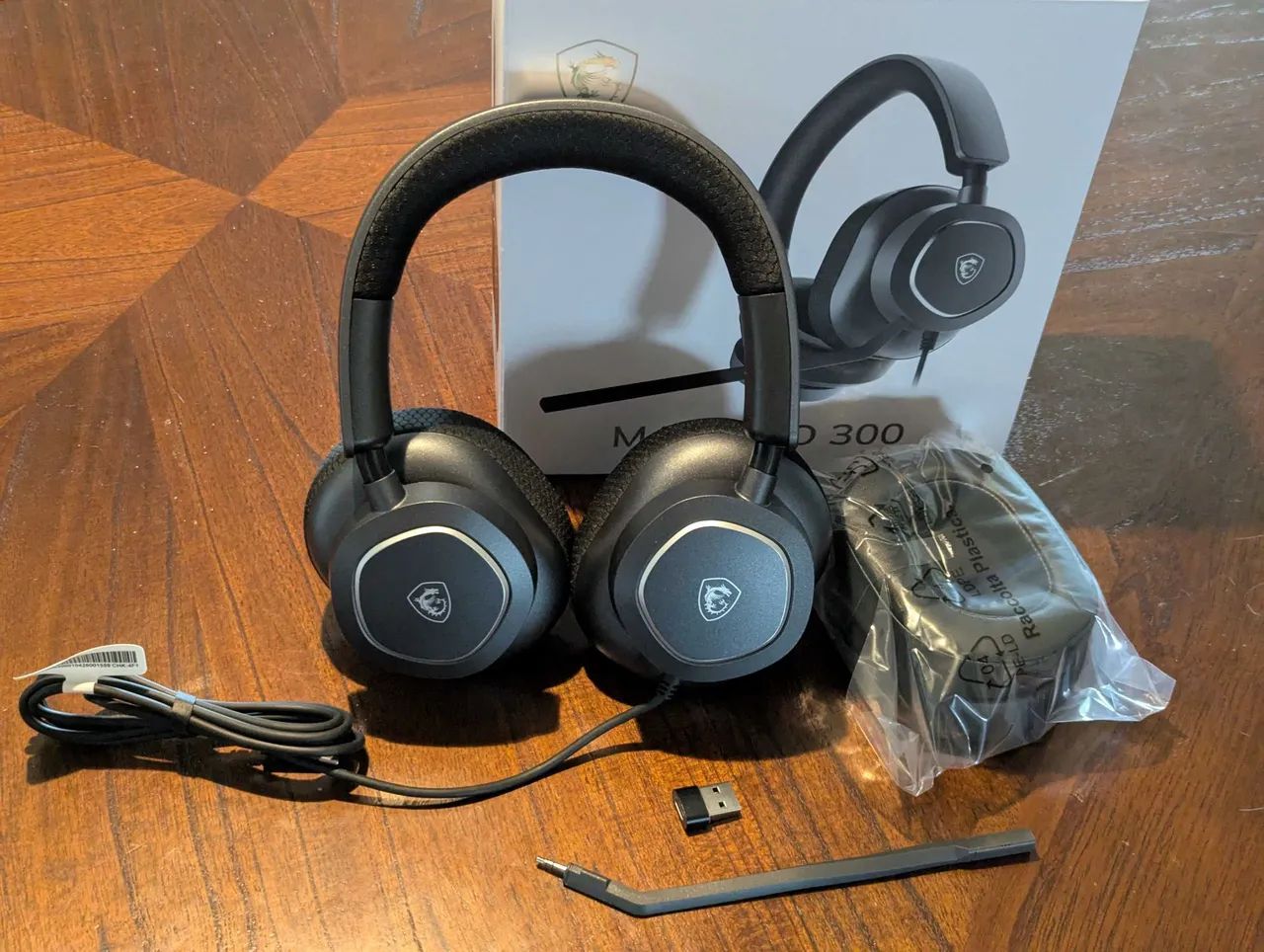 Headset MSI Maestro 300