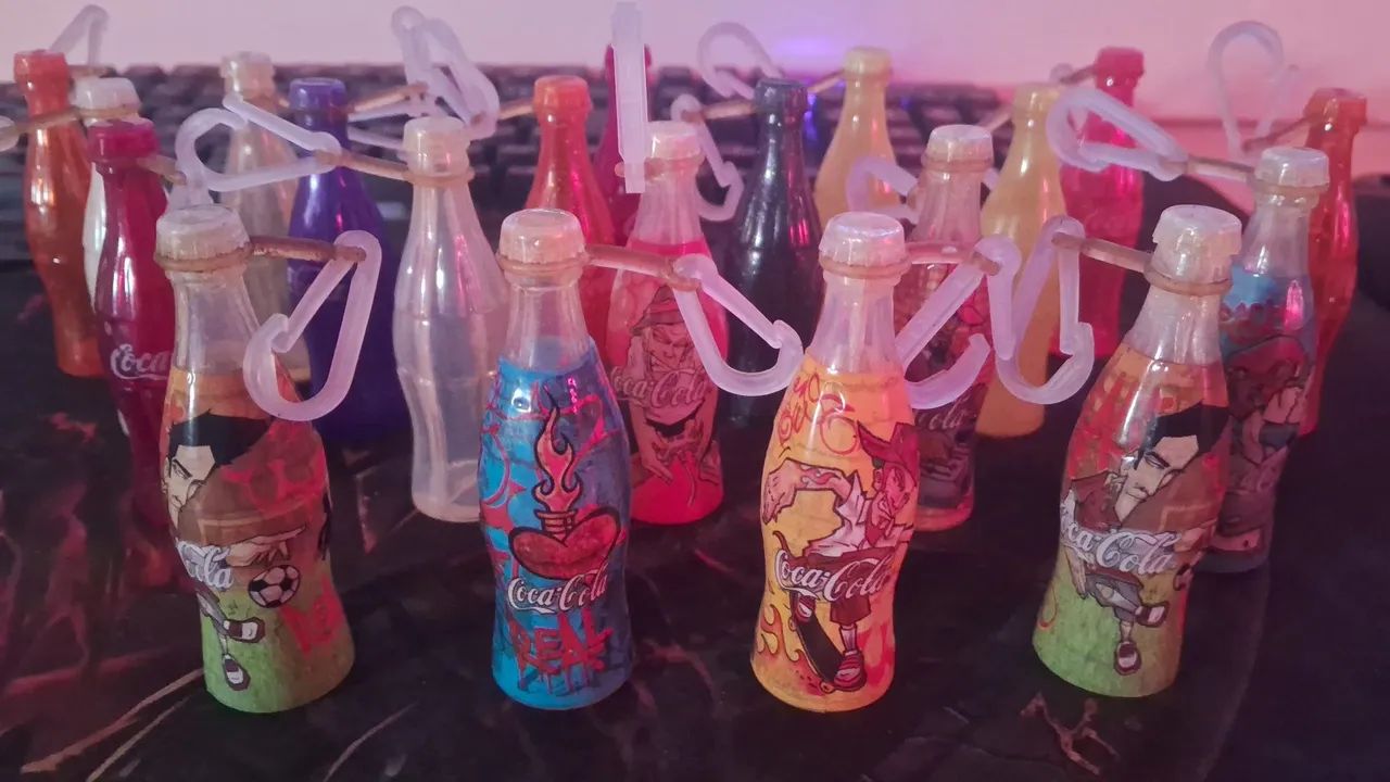 Coleção 20 Mini Garrafinhas Personalizadas Coca Cola