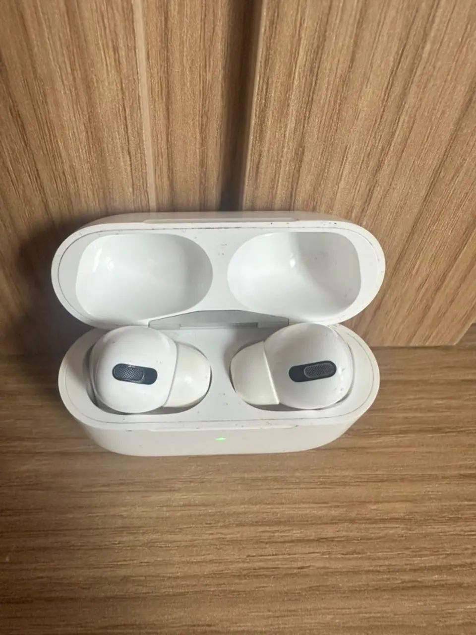 AIRPODS PRO 1 - APPLE - COM ESTEJO DE RECARGA  - Foto 4