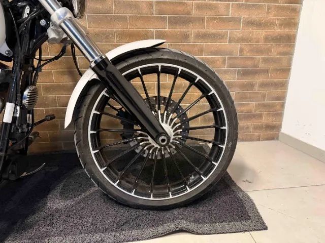 Harley Davidson Breakout 2017 - Foto 3