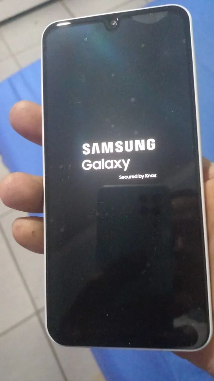 VENDO OU TROCO GALAXY A26 - Foto 3