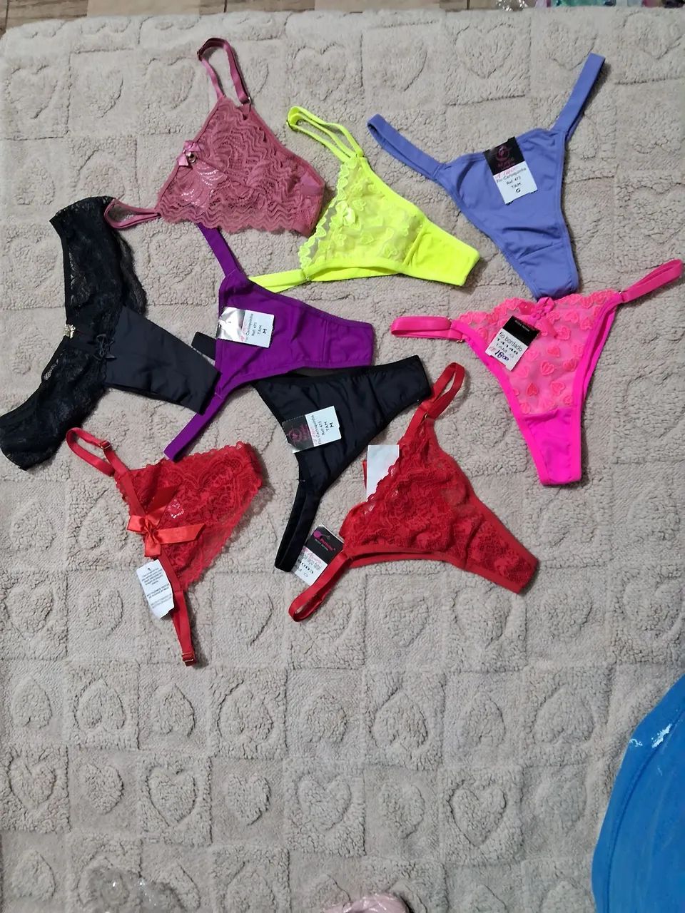Vendo lote de roupas e peças íntimas  - Foto 5