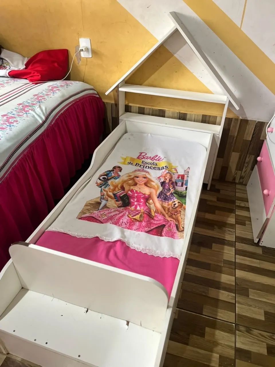 Vende-se uma cama infantil e uma cômoda  - Foto 2