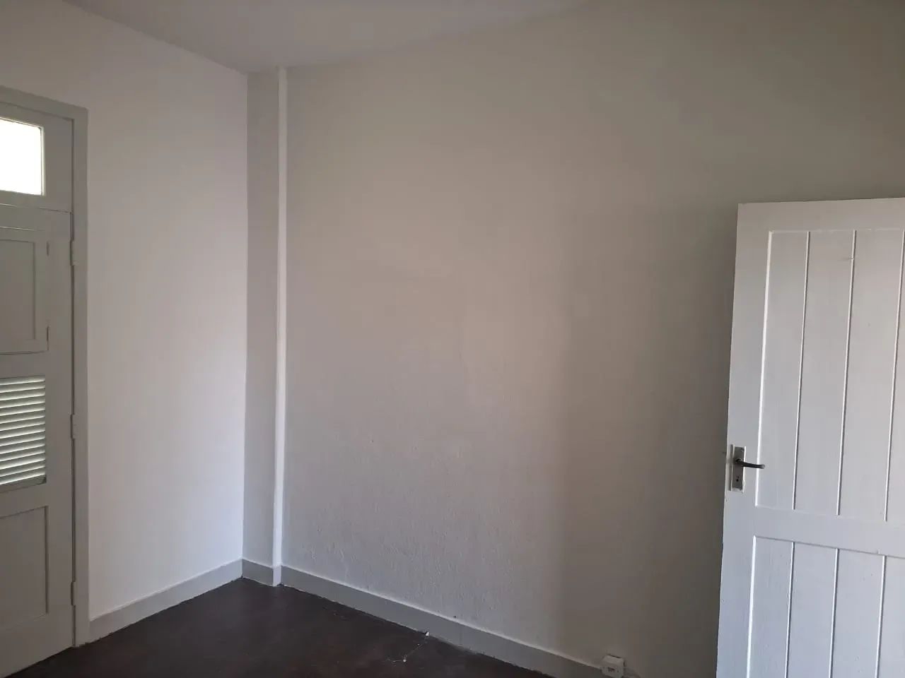 Apartamento 1 quarto com sacada fechada  Conjunto IAPI - Foto 5