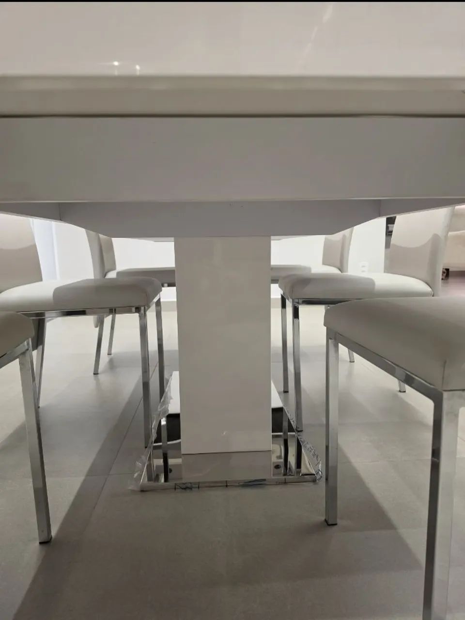 Mesa de Jantar com 6 cadeiras - Foto 3