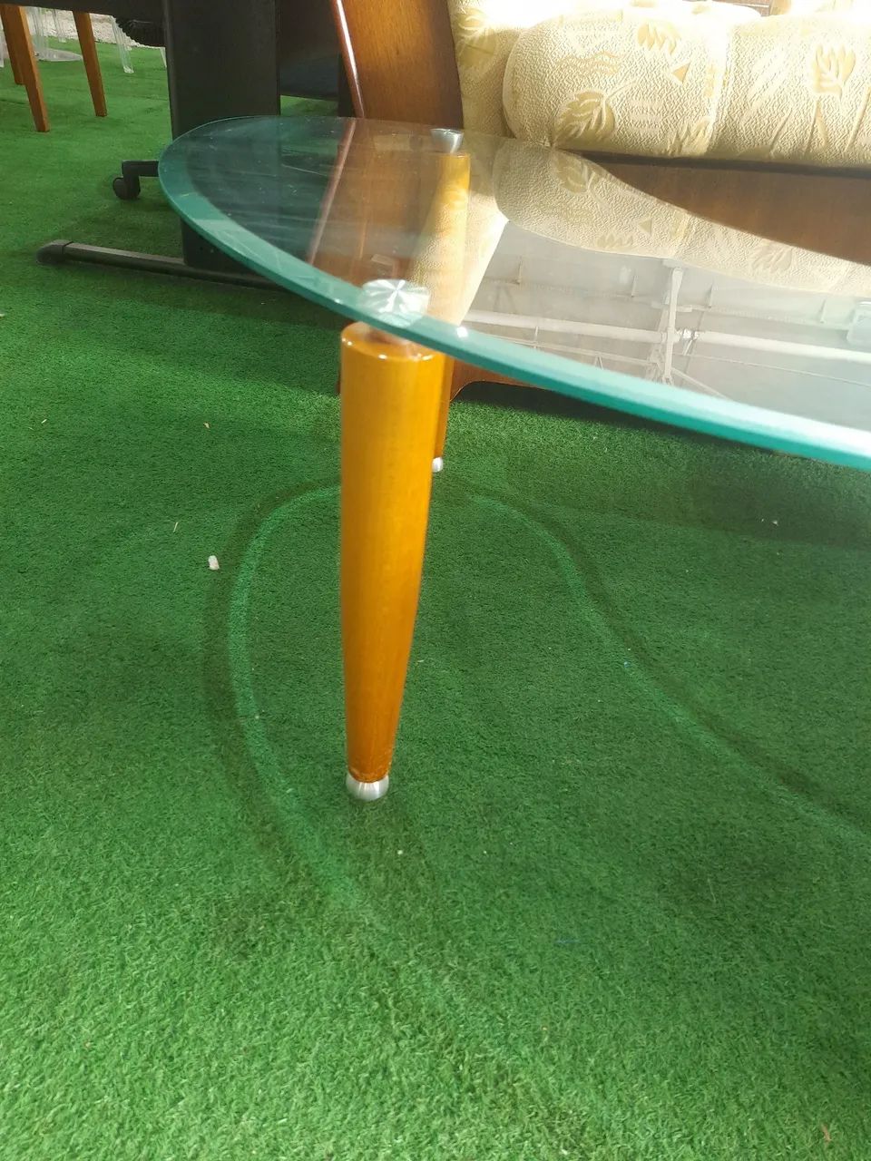 Mesinha de vidro 3 pés  - Foto 4