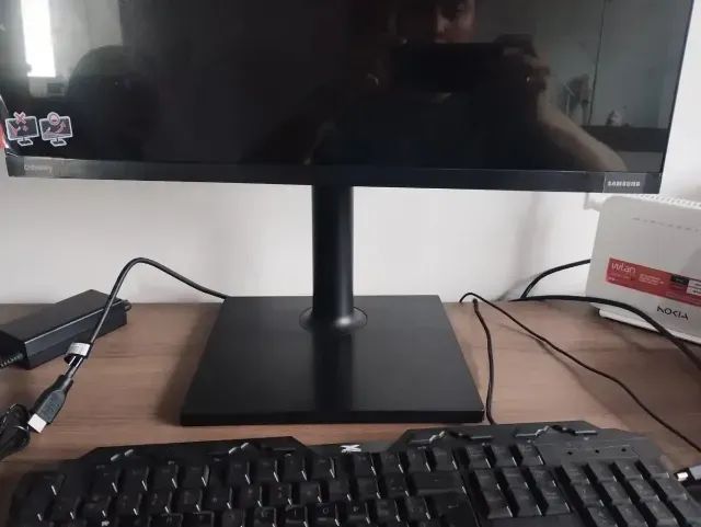 Monitor Gamer Samsung Odyssey G30 24 polegadas Full HD 144Hz 1ms Preto - Foto 2